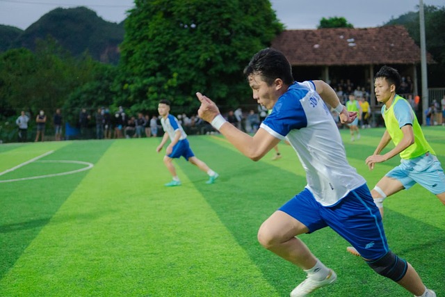 不由自主想 不由自主想